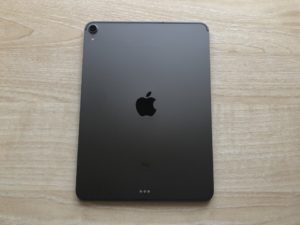 iPad Pro11のスペースグレー