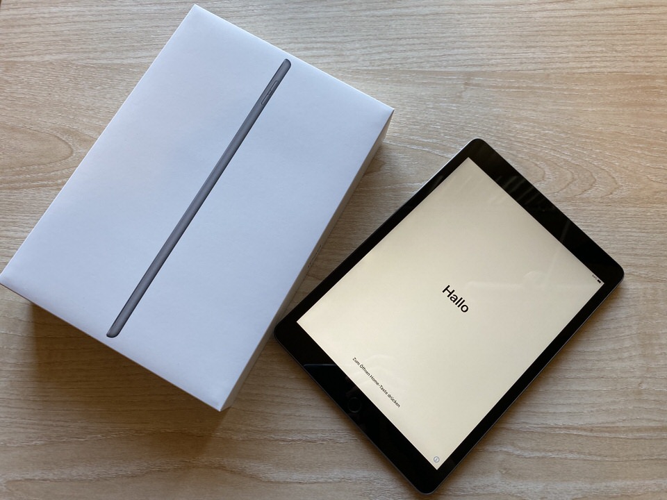 コスパ最強！新型iPad 10.2インチ（第7世代）のレビュー。9.7インチと 